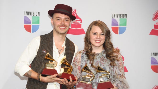 jesse y joy.jpg